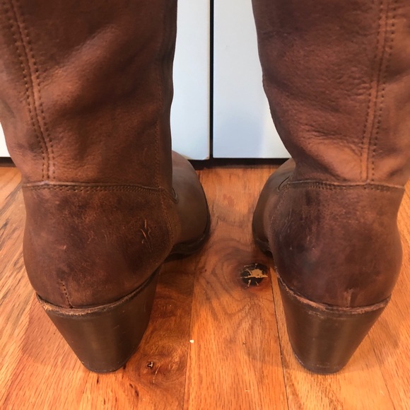 Frye Melissa Button Heeled Boots 8.5 - Picture 4 of 8